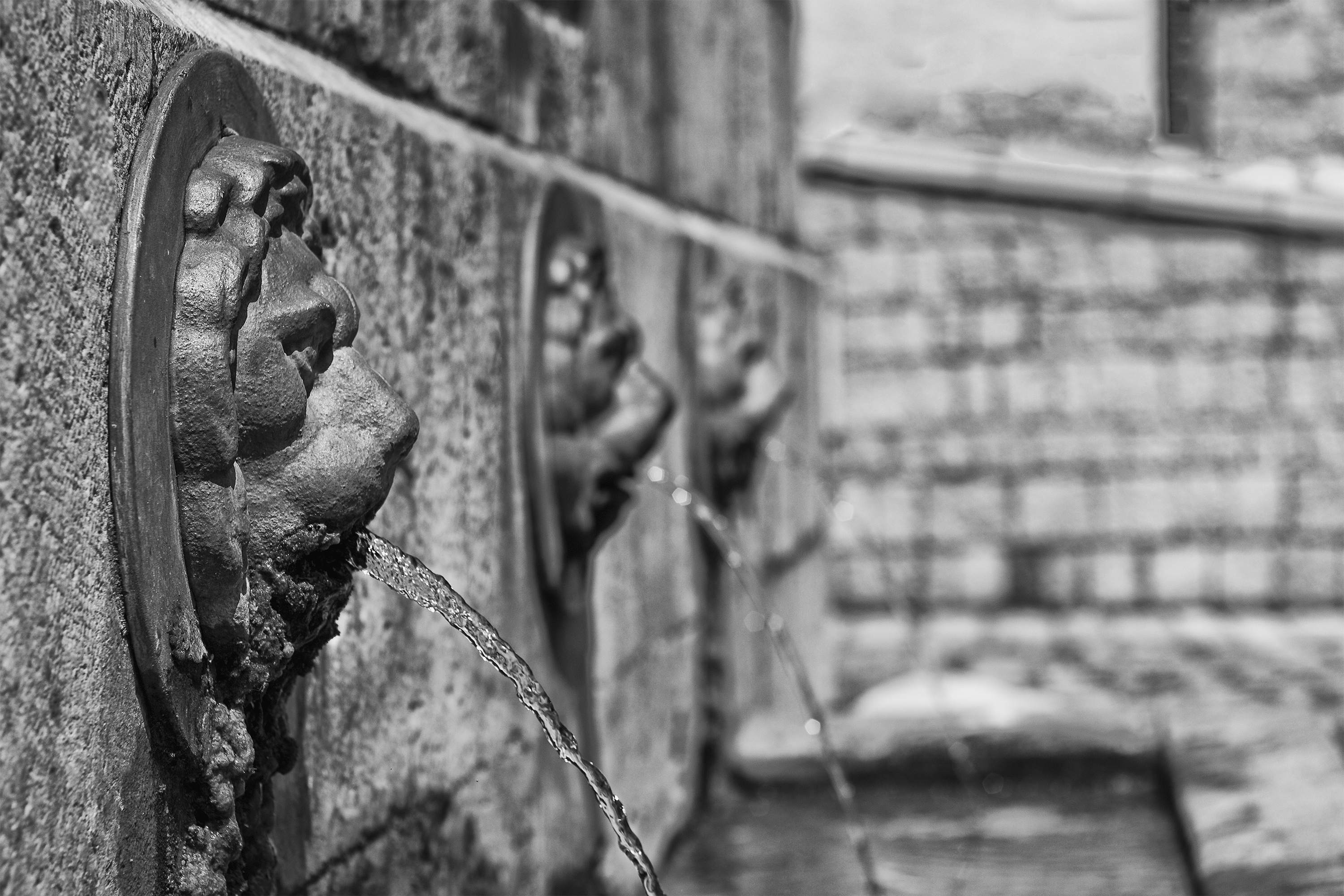 Fontana vecchia Pignola.png