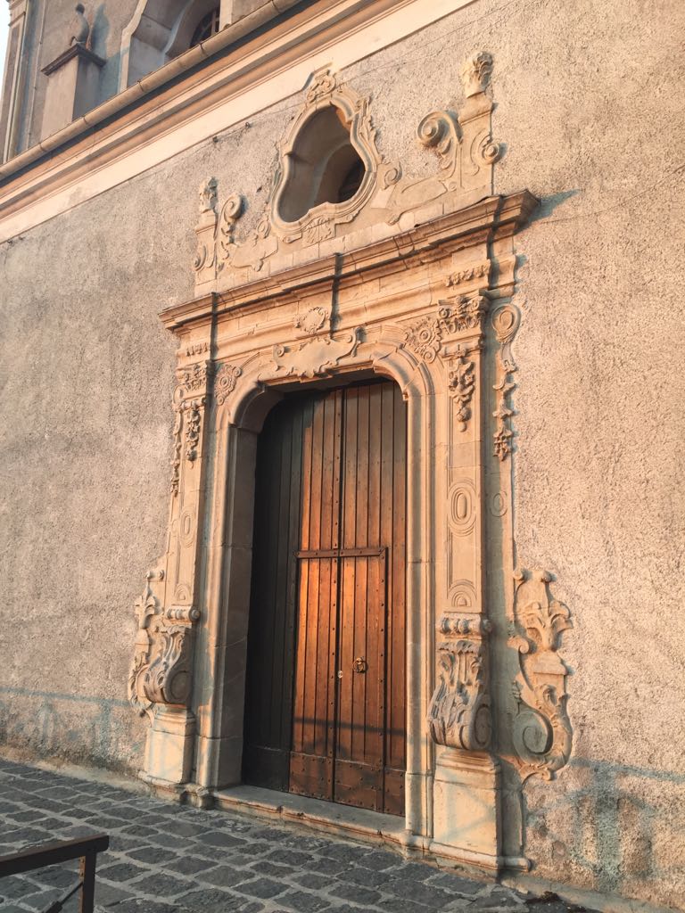 Portale principale, Chiesa matrice Santa Maria degli Angeli, Pignola.jpg